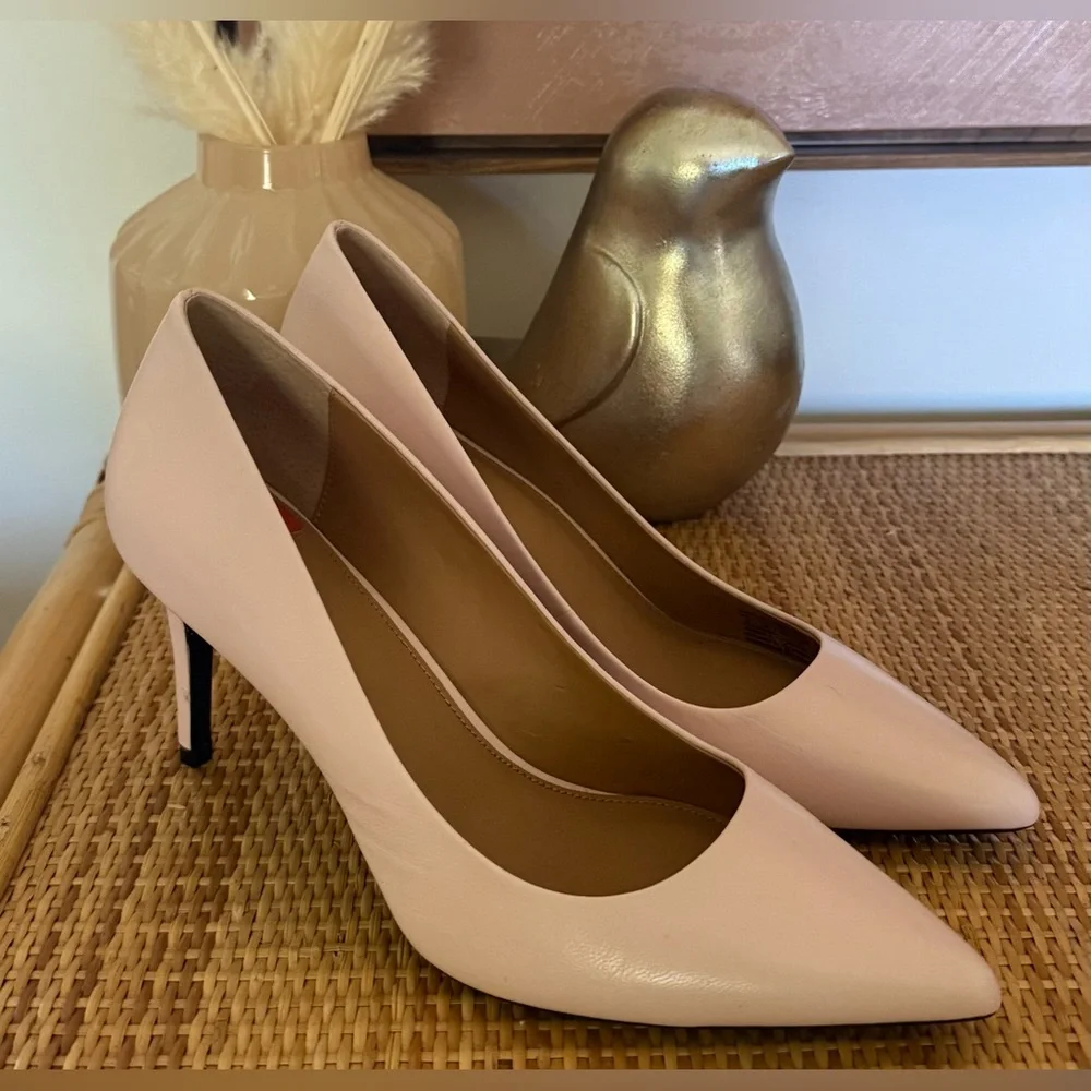 Calvin Klein Gayle Pointed Toe Pumps Heels Blush Pink Size 8 Unworn - Picture 2 of 6
